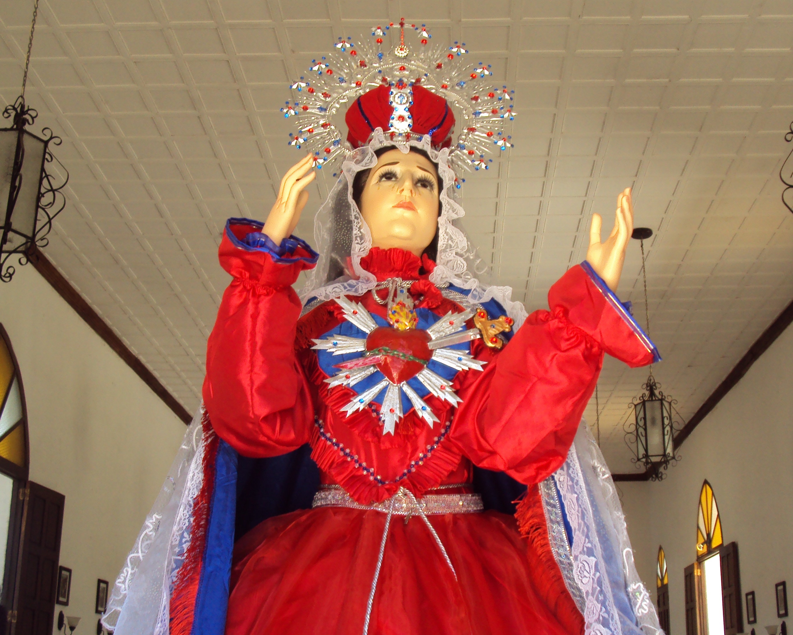 Dolores, Carazo