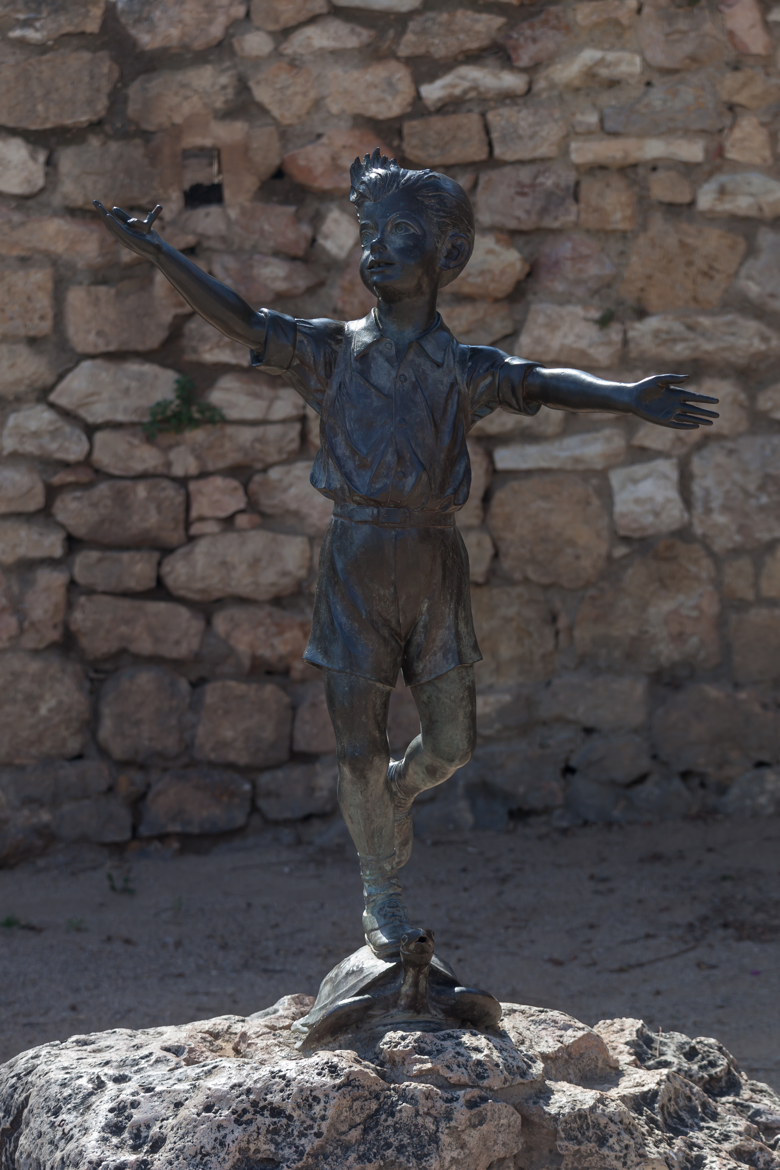Escultura na entrada do anfiteatro de Tarragona 05