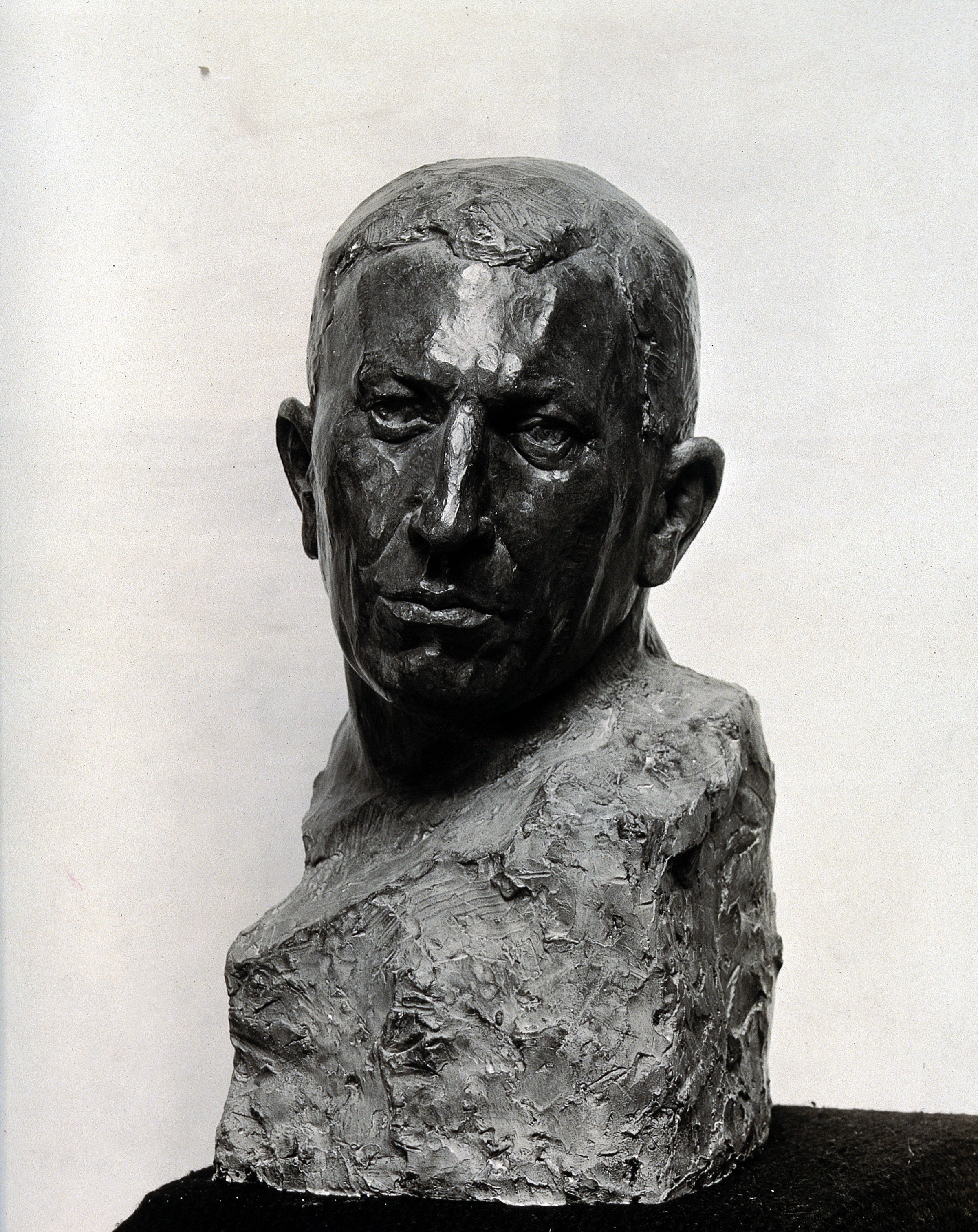 Frederick Grant Banting. Photograph by Pringle & Booth Ltd. Wellcome V0028646