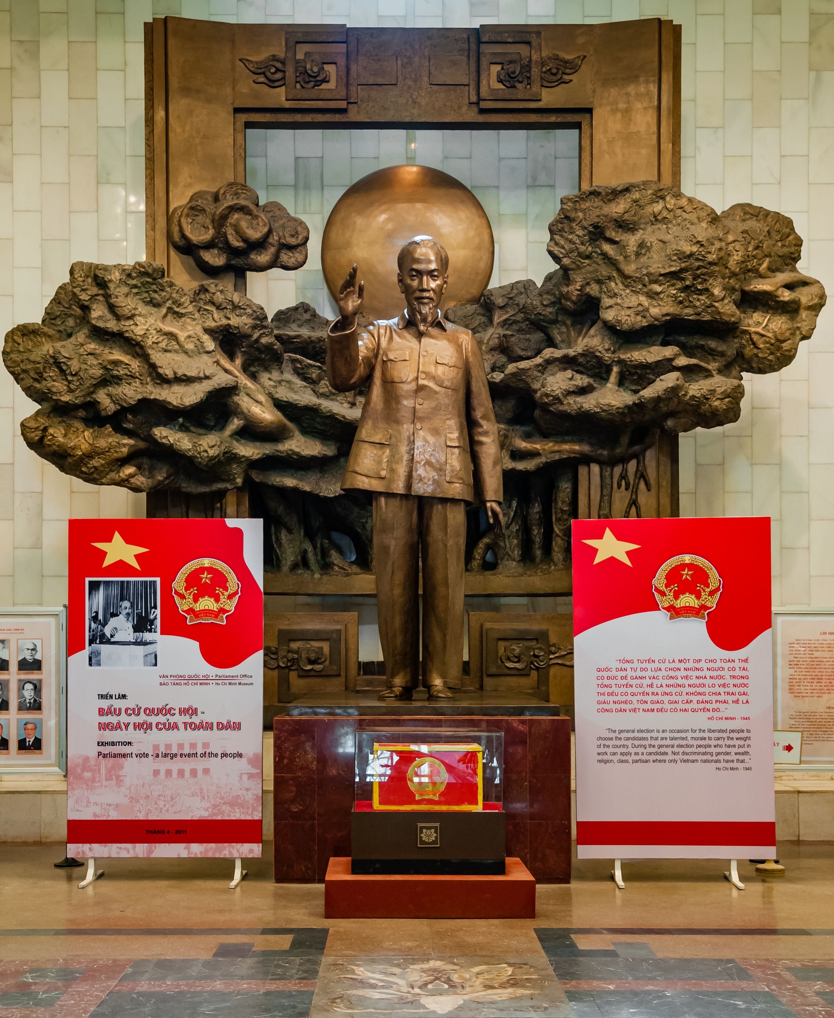 Hanoi Vietnam Ho-Chi-Minh-Museum-02