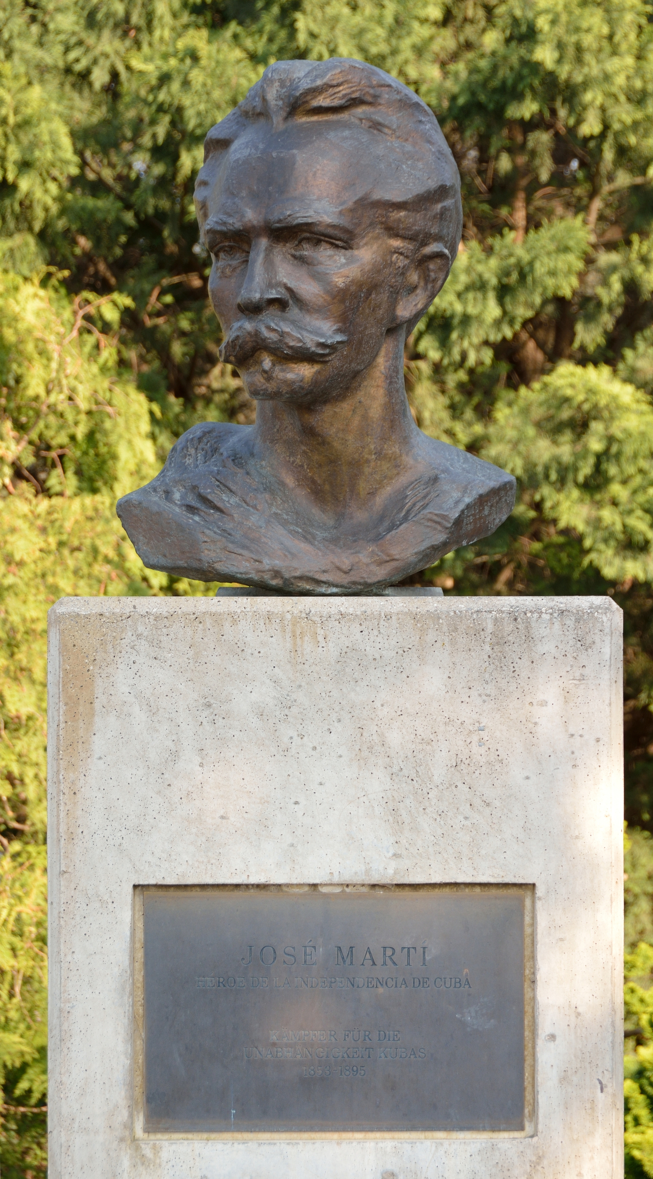 Jose Marti Denkmal Donaupark DSC 8367w