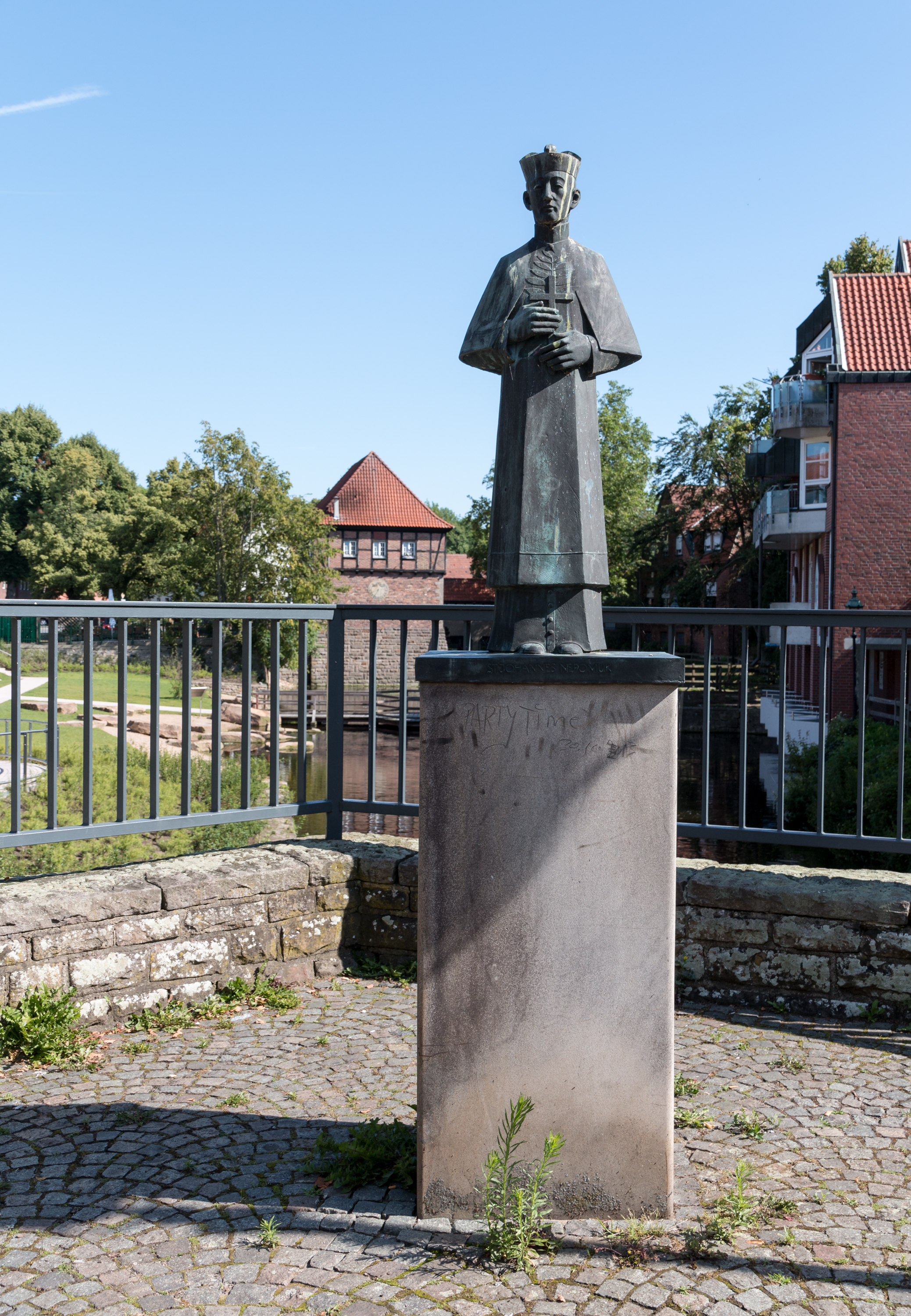 Lüdinghausen, Statue -St. Johannes Nepomuk- -- 2014 -- 1730