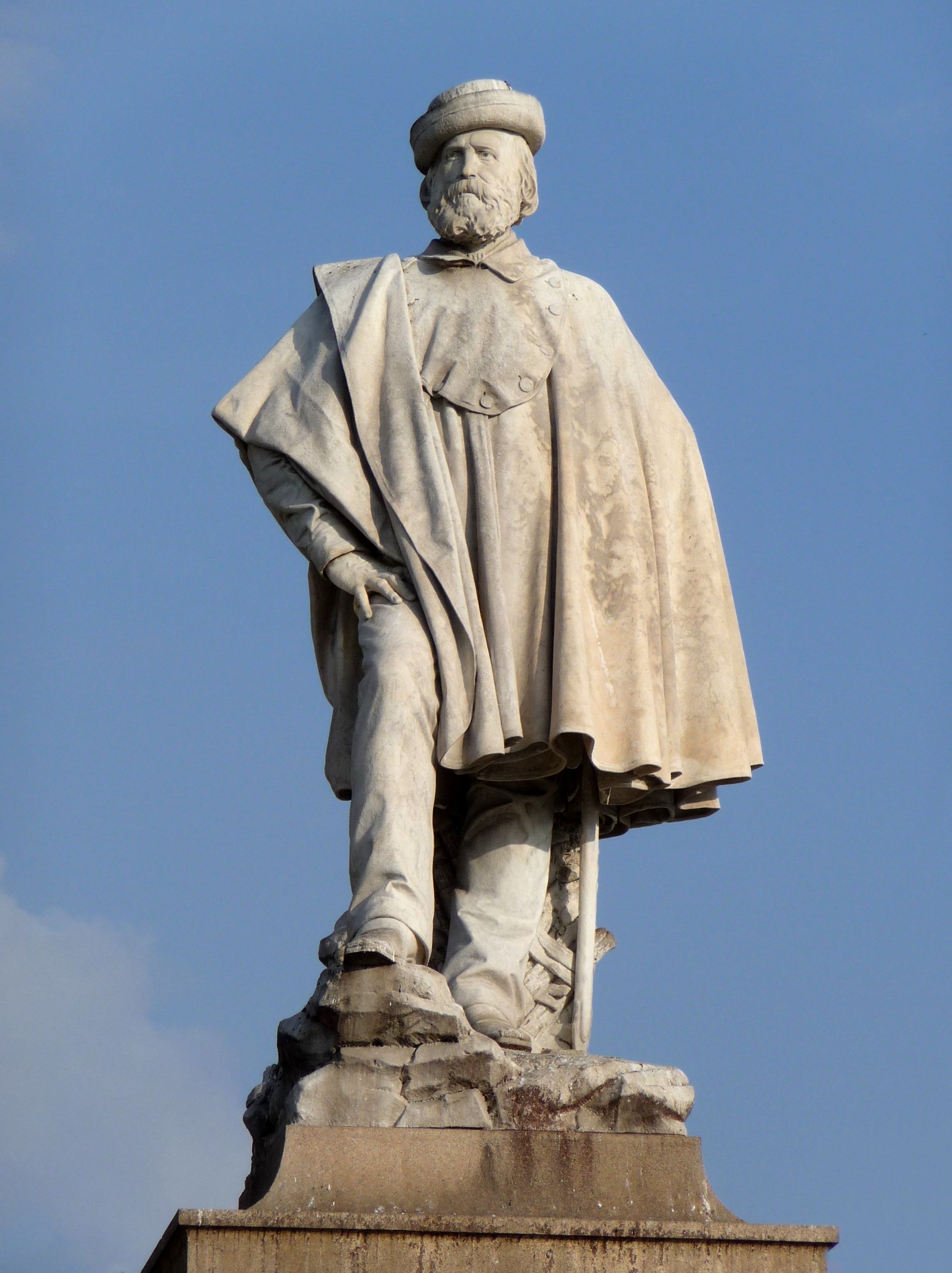Livorno Monumento Garibaldi, Piazza Garibaldi 1