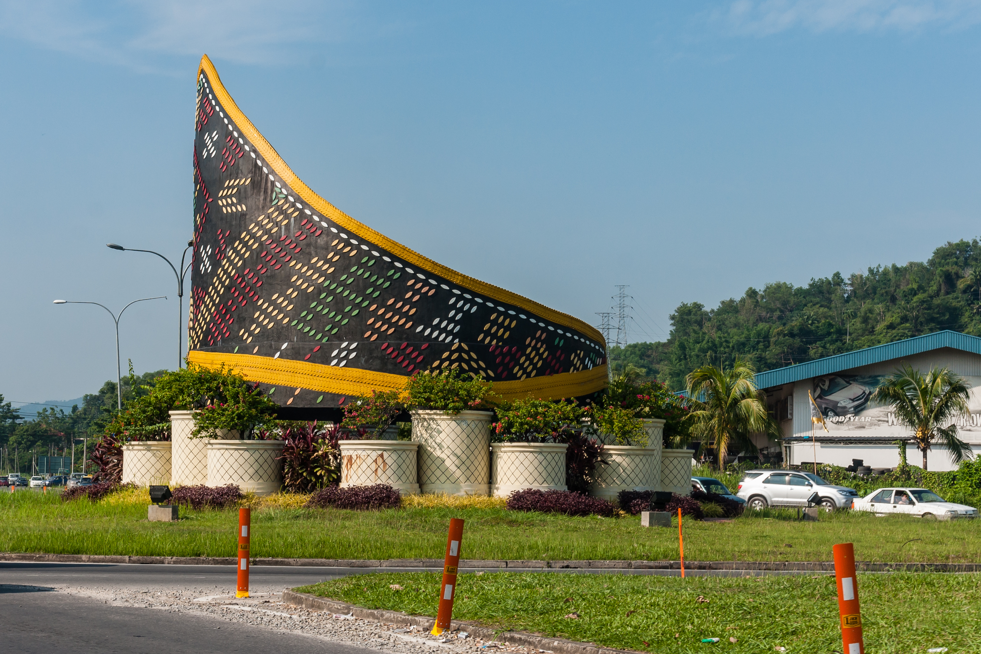 Penampang Sabah SculptureAtPenampangRoundabout