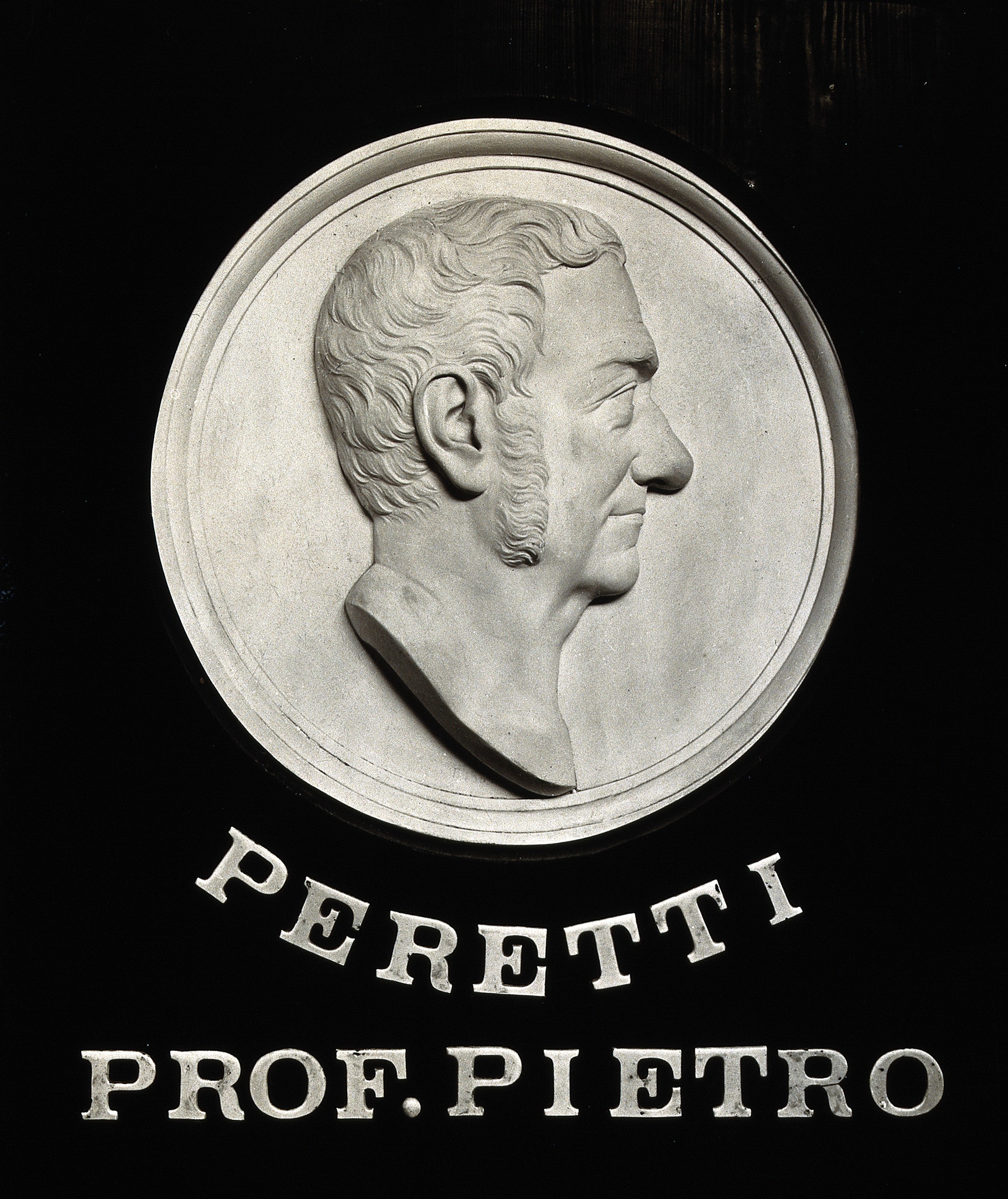 Pietro Peretti. Photograph after a relief. Wellcome V0028770
