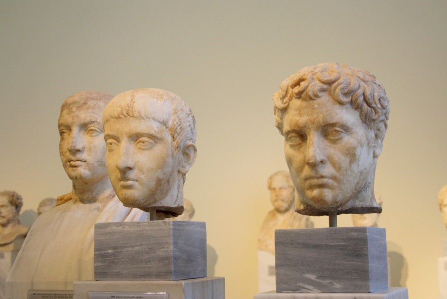 1512 - Archaeological Museum, Athens - Head of a 3rd century youth - Photo by Giovanni Dall'Orto, Nov 11 2009