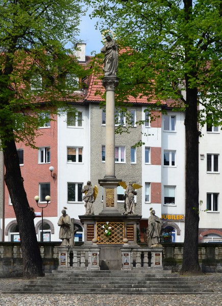 2014 Kłodzko, kolumna maryjna 01
