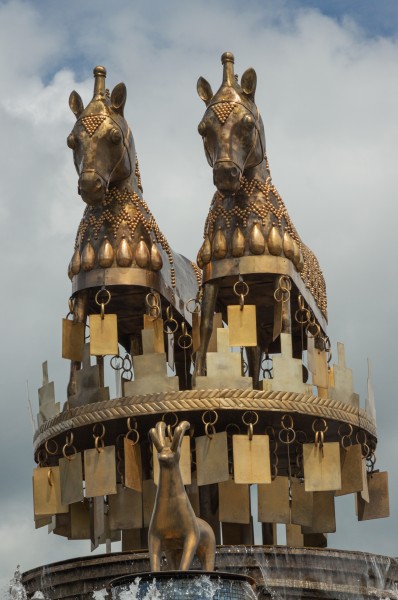 2014 Kutaisi, Fontanna na centralnym placu (05)