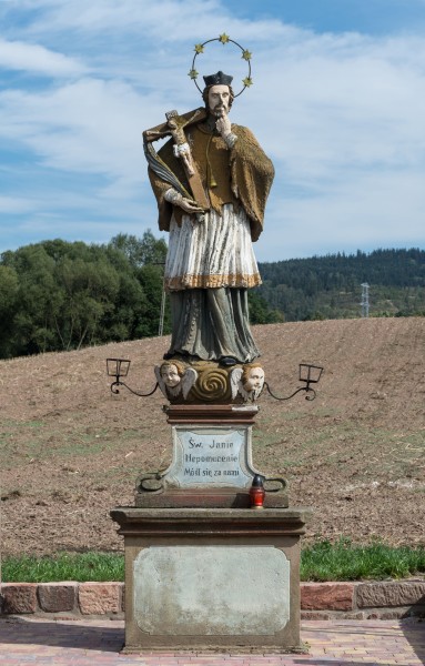 2015 Posąg św. Jana Nepomucena w Ścinawce Średniej 02