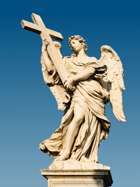 Ange à la croix d'Ercole Ferrata, Pont saint-Ange, Rome, Italie