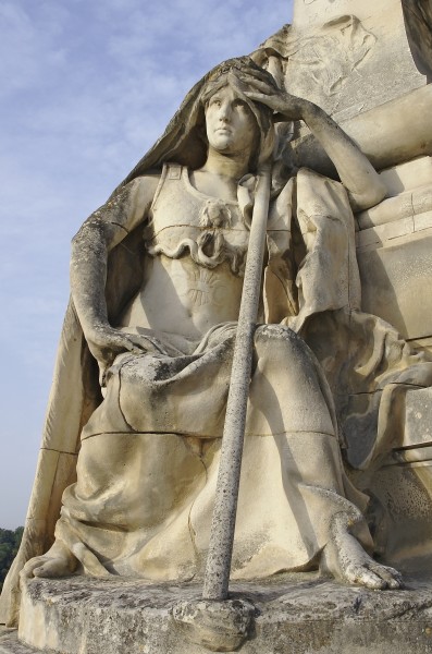 Angoulême Monument Carnot dét 2012