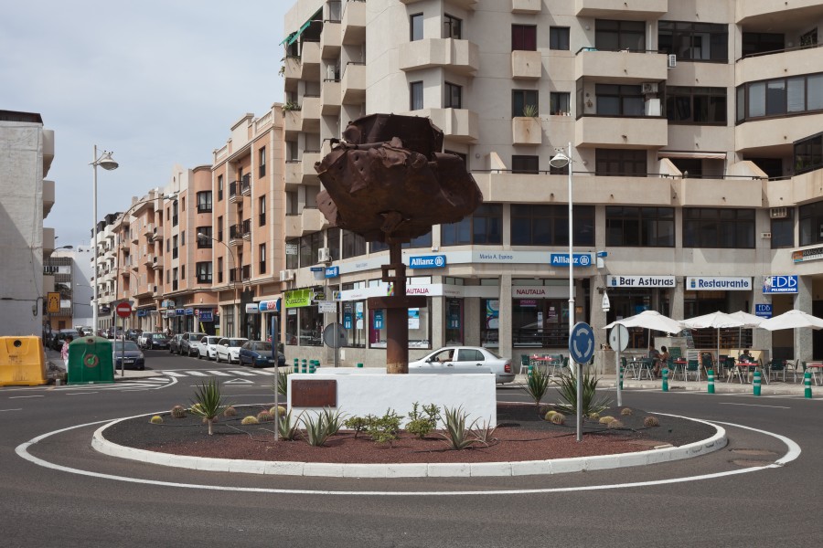 Barlovento- escultura de César Manrique en Arrecife- Lanzarote