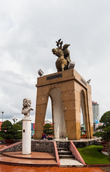 Ben Thanh, Ciudad Ho Chi Minh, Vietnam, 2013-08-14, DD 03