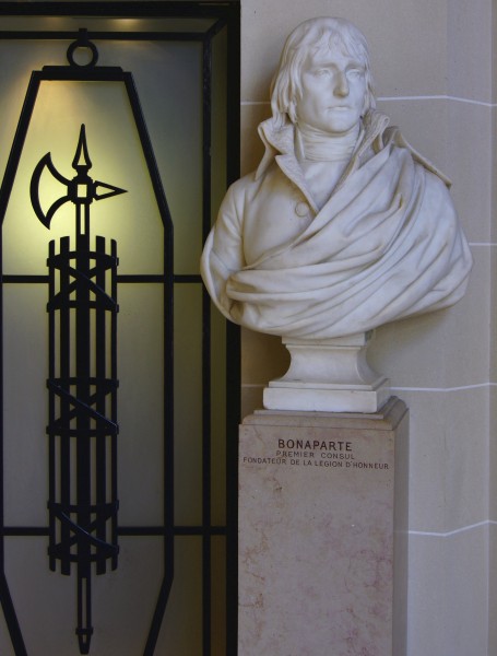 Bonaparte buste musée légion d'honneur