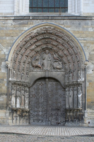 Cathedrale d'Angers portail