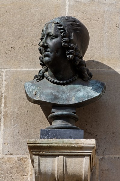 Château de Chantilly - Cour de la Capitainerie - PA00114578 - 004
