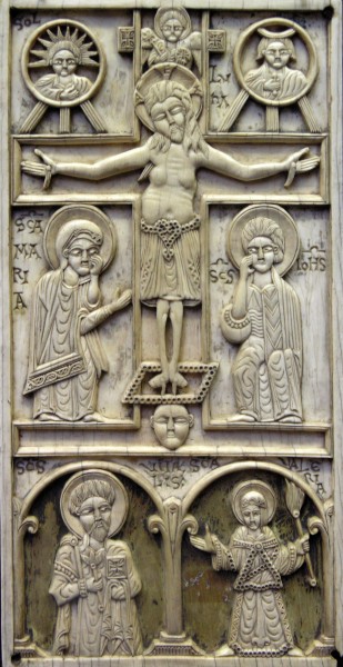 CLUNY-Ivoire crucifixion Venise 1
