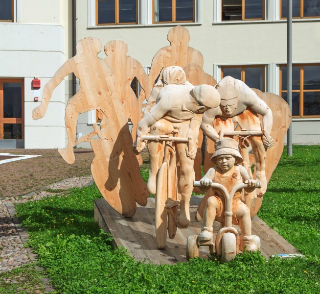 Cyclists - Urtijëi