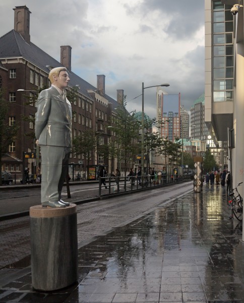 Den Haag, beeld op de Kalvermarkt - The Observer van Berry Holslag foto10 2016-10-01 18.12
