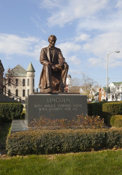 Estatua de Lincoln, Wabash, Indiana, Estados Unidos, 2012-11-12, DD 01