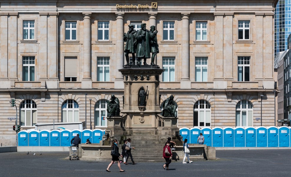 Frankfurt am Main, Gutenberg-Denkmal -- 2015 -- 6749