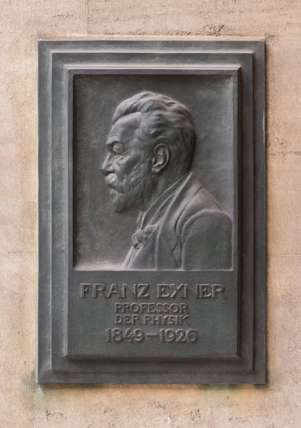Franz Serafin Exner (Nr. 33) basrelief in the Arkadenhof, University of Vienna-1341-Bearbeitet