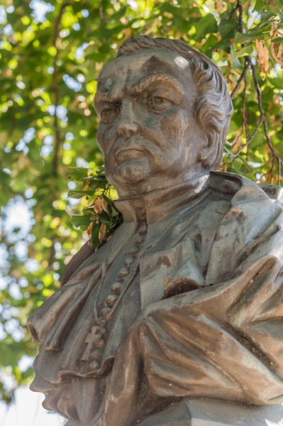 Greifenburg Weissensee Strasse Peter Funder-Denkmal 01092016 4197