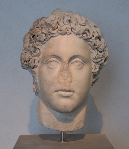 Head of Commodus