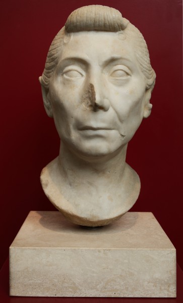 Head of woman in Palazzo Massimo alle Terme (Rome)