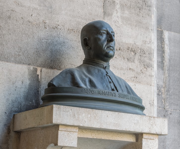 Ignaz Seipel (Nr. 51) Bust in the Arkadenhof, University of Vienna-2114