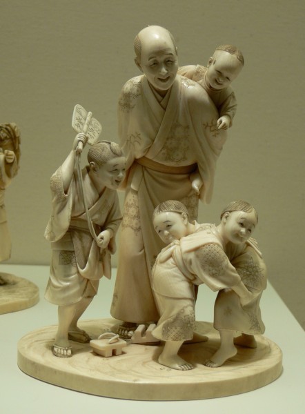 Japan Ivory figurine DMA 2003-39-1-FA