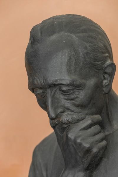 Karl Langer von Edenberg (1865-1935), Nr. 108, halfstatue (bronce) in the Arkadenhof of the University of Vienna-2914