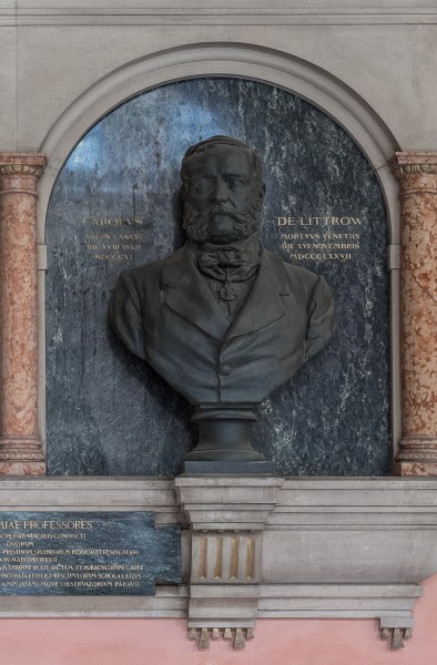 Karl von Littrow (1811-1877), Nr 96 bust (bronce) in the Arkadenhof of the University of Vienna-2380-HDR