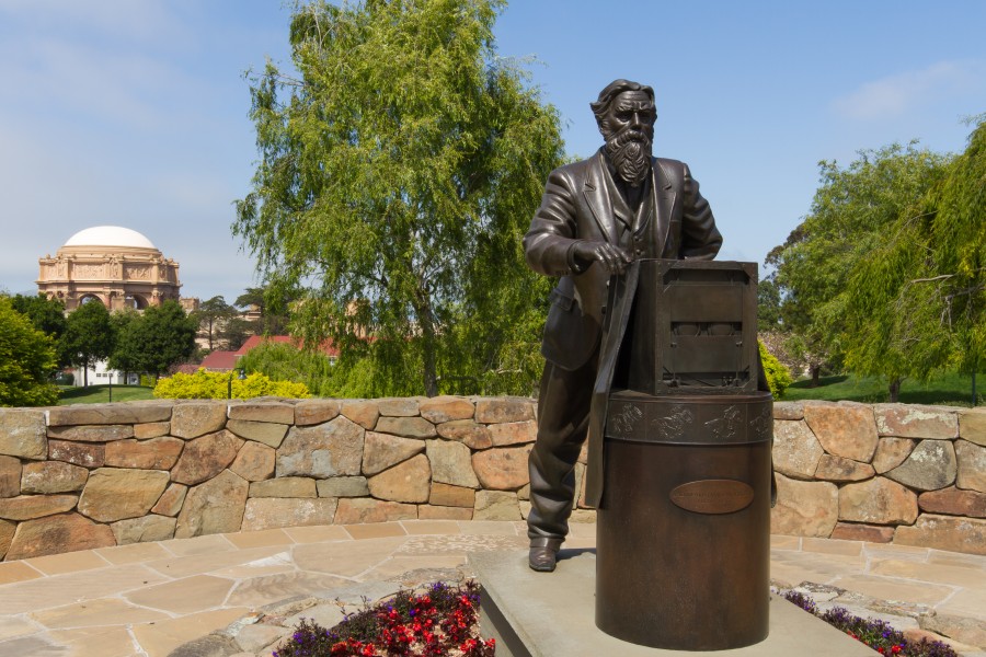 Letterman Digital Arts Center, Eadweard Muybridge statue