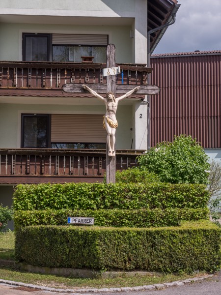 Ludwag crucifix 17RM2784