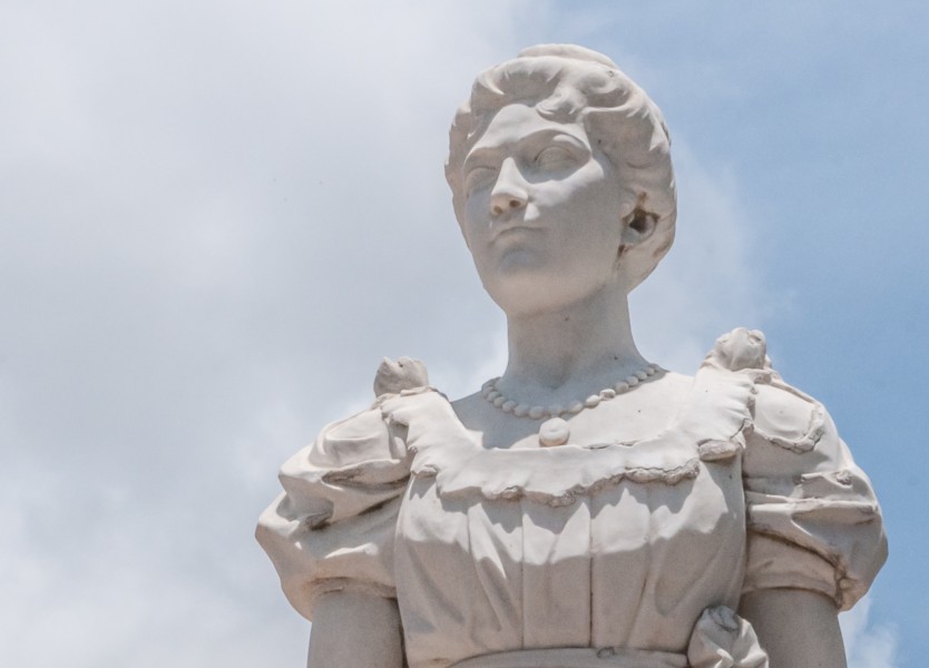 Luisa Caceres De Arismendi Statue