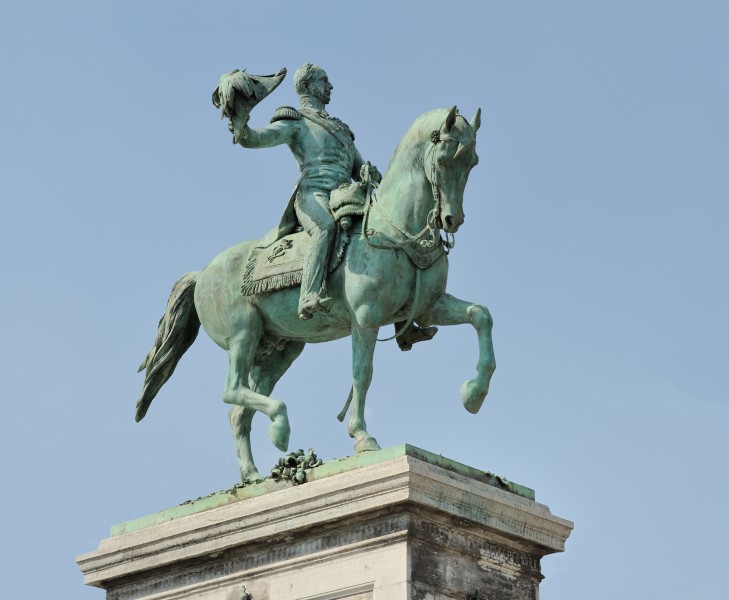 Luxembourg City monument Guillaume II statue 2011