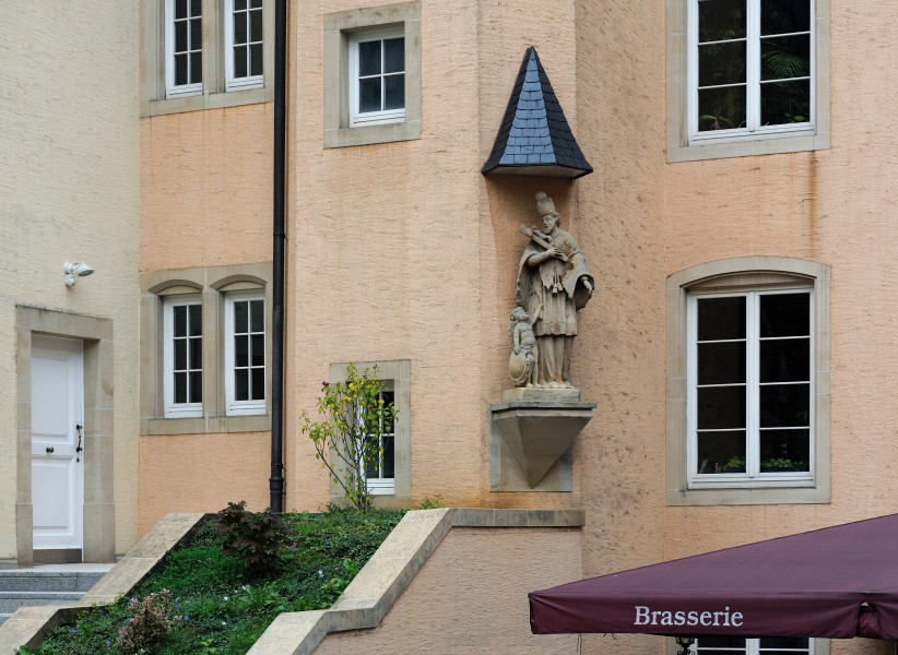 Luxembourg City Roost Népomucène 01
