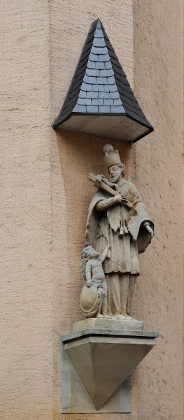 Luxembourg City Roost Népomucène 02