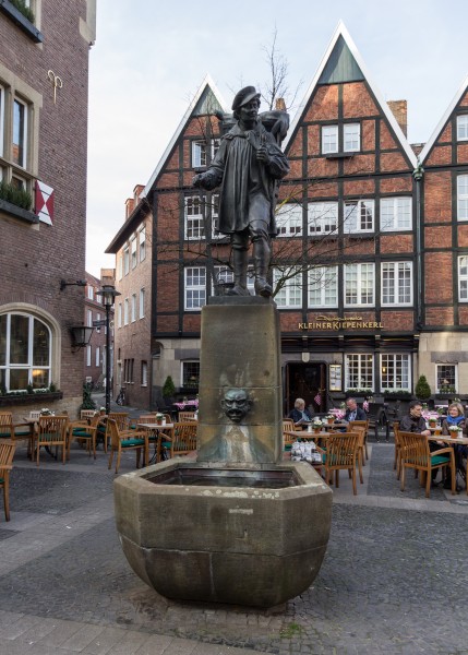 Münster, Kiepenkerldenkmal (Spiekerhof) -- 2014 -- 6885