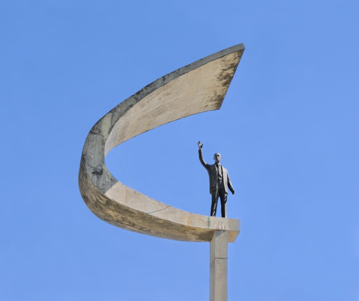 Memorial J Kubitschek Brasilia statue