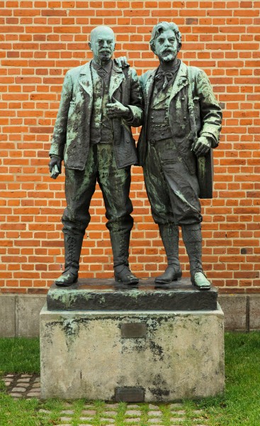 Michael Ancher og PS Krøyer skulptur af Laurits Tuxen