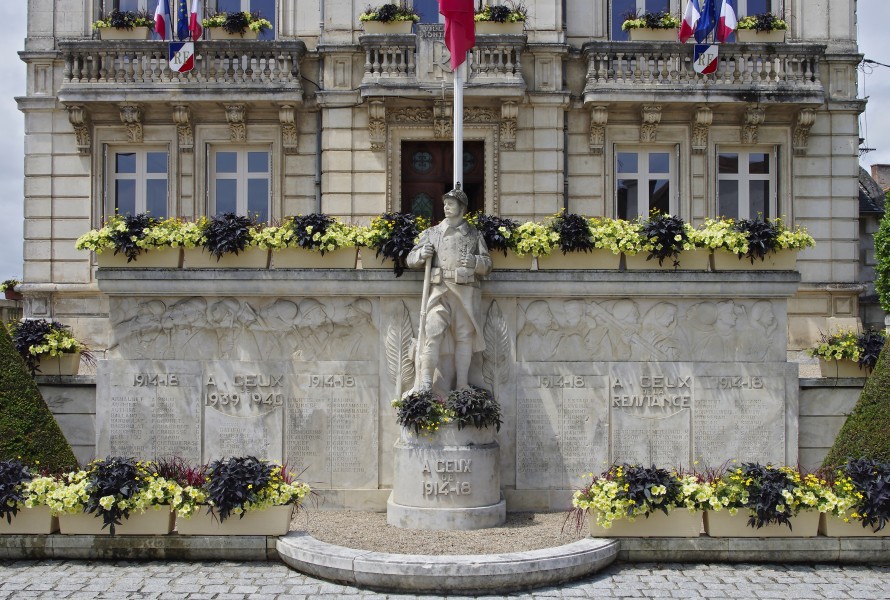 Montbron 16 Monument 2012