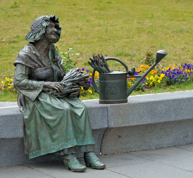 Monument Bertha Klingberg. Schwerin, Deutschland