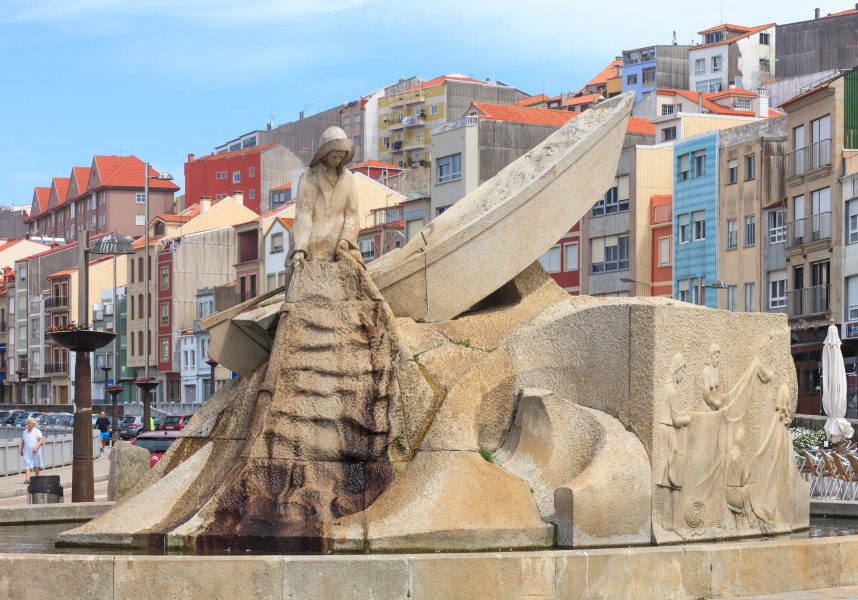 Monumento ó mariñeiro. José Antúnez Pousa. 1991. A Guarda. Galiza G35
