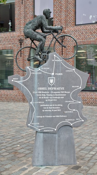 Odiel Defraeye memorial in Rumbeke, Belgium (DSCF0017)