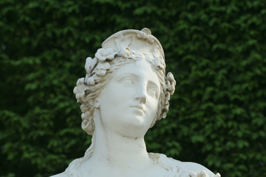 Parc de Versailles, demi-lune du bassin d'Apollon, Pomone, Étienne Le Hongre, 02