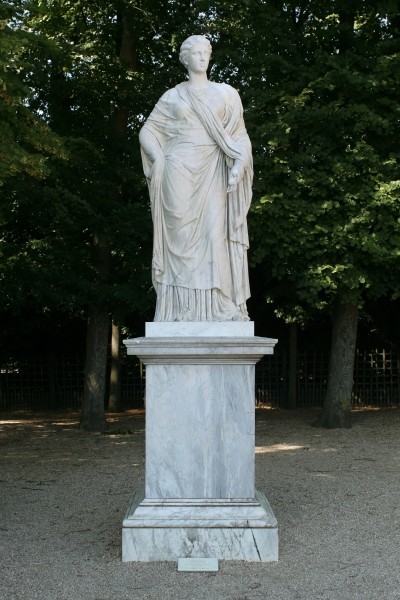 Parc de Versailles, demi-lune du bassin de Neptune, Faustine, Nicolas Frémery d'après l'antique 01
