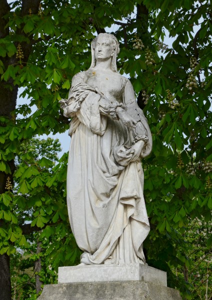 Paris Jardins Luxembourg Louise de Savoie 2014
