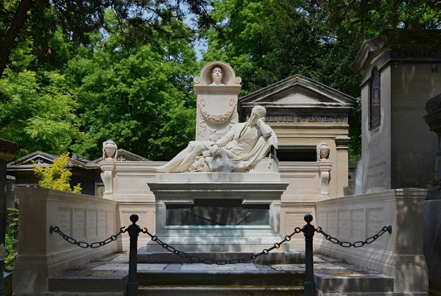 Paris Tombe L. Visconti 2013b